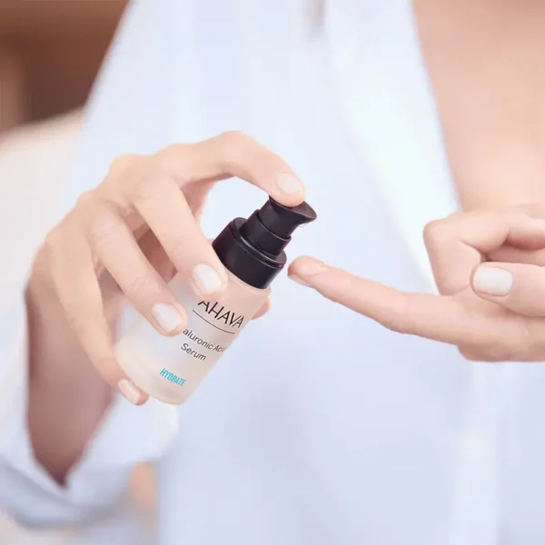AHAVA Hyaluronic Acid Serumas su Hialurono Rūgštimi