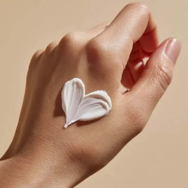 HADAT AYA Hand Cream Maitinantis Rankų Kremas